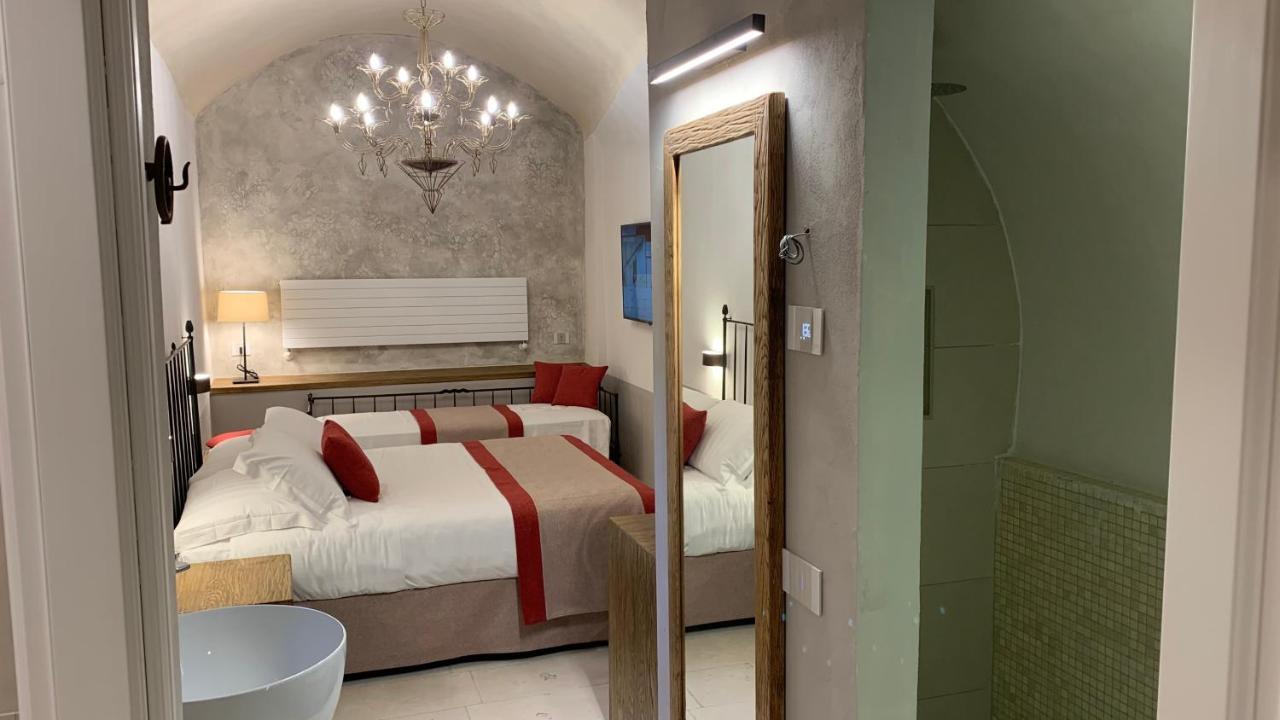 Dimora Del Leone Gaeta Bed & Breakfast エクステリア 写真