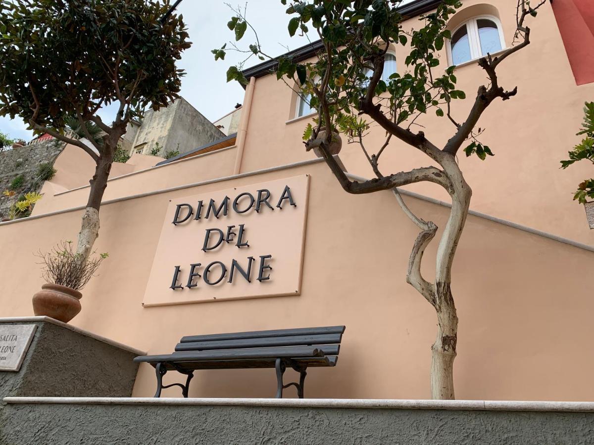 Dimora Del Leone Gaeta Bed & Breakfast エクステリア 写真