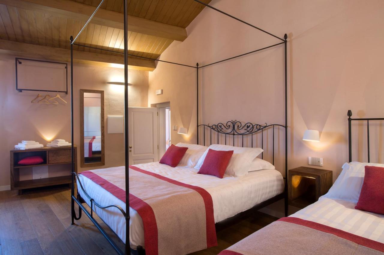 Dimora Del Leone Gaeta Bed & Breakfast エクステリア 写真