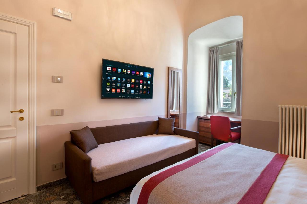 Dimora Del Leone Gaeta Bed & Breakfast エクステリア 写真